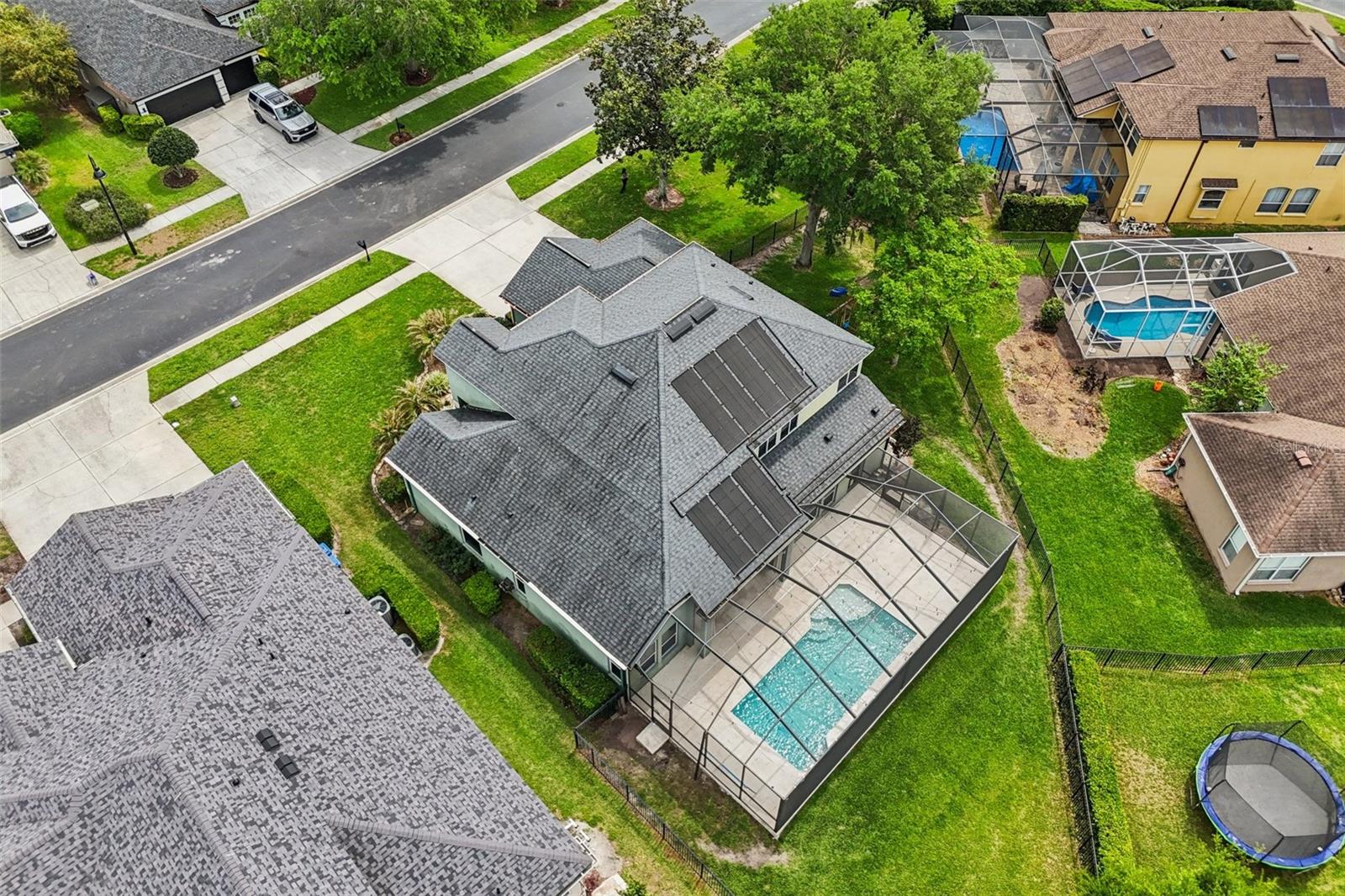 Listing photo id 66 for 22850 Collridge Drive