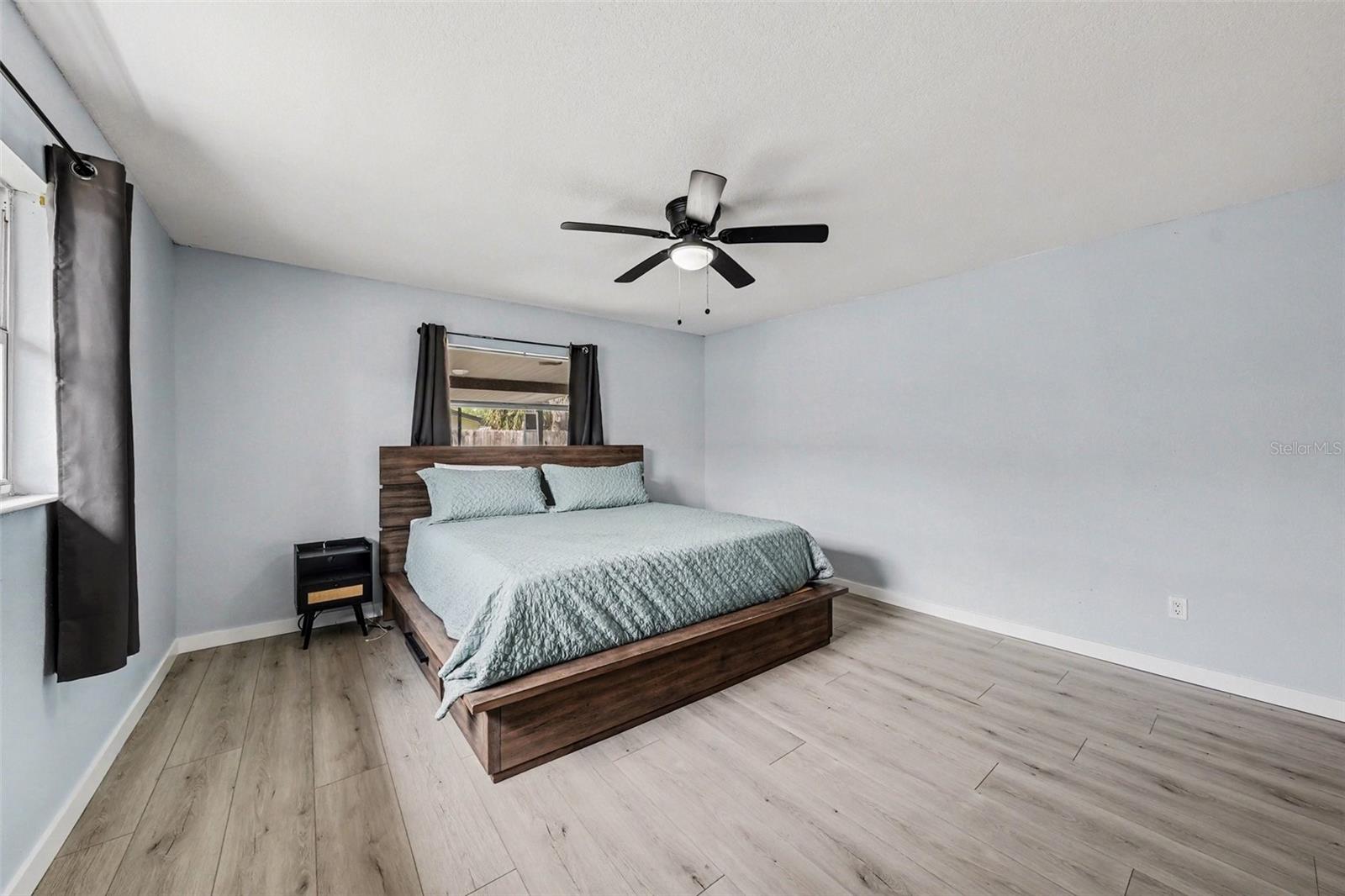 Image 21 of 30 For 1810 Driftwood Circle S