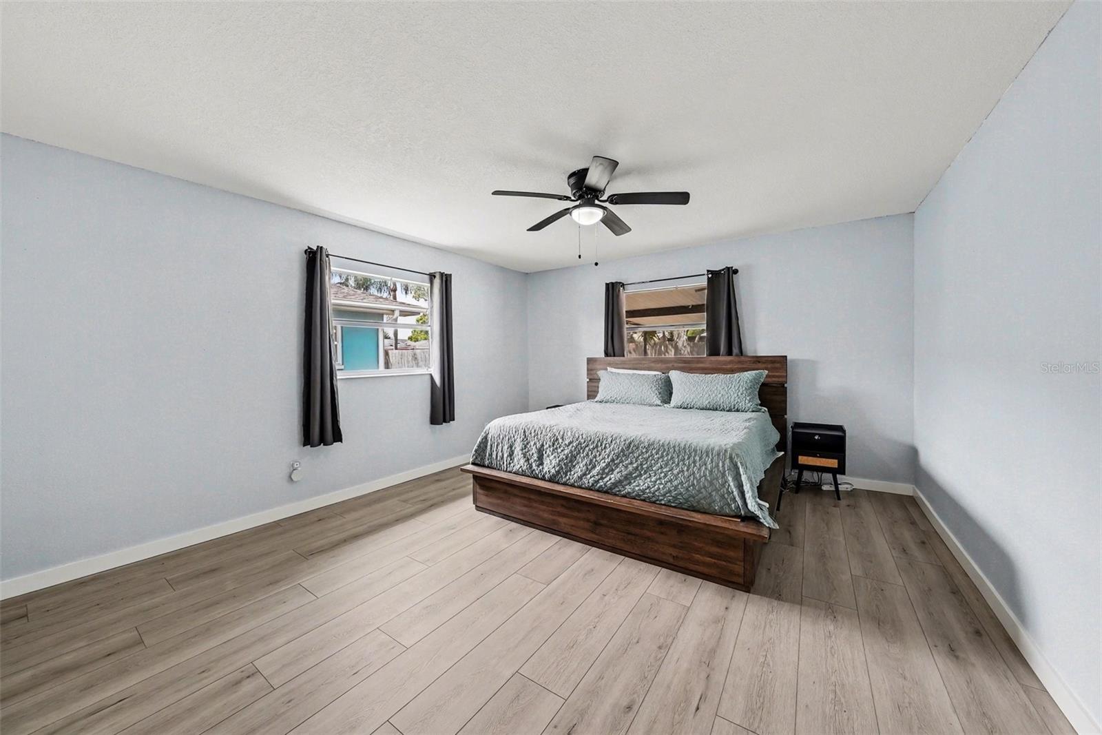 Image 22 of 30 For 1810 Driftwood Circle S