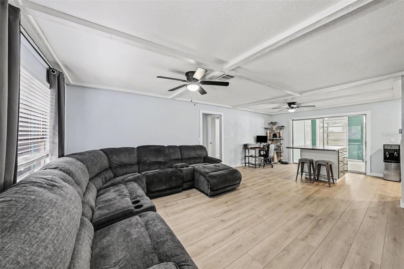 Image 6 of 30 For 1810 Driftwood Circle S