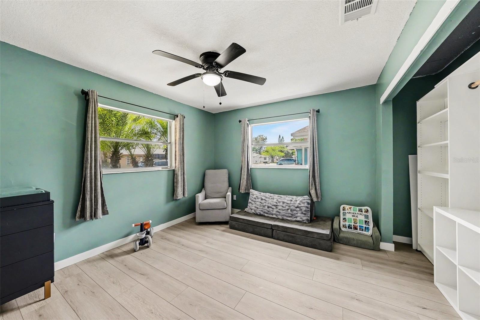 Image 9 of 30 For 1810 Driftwood Circle S