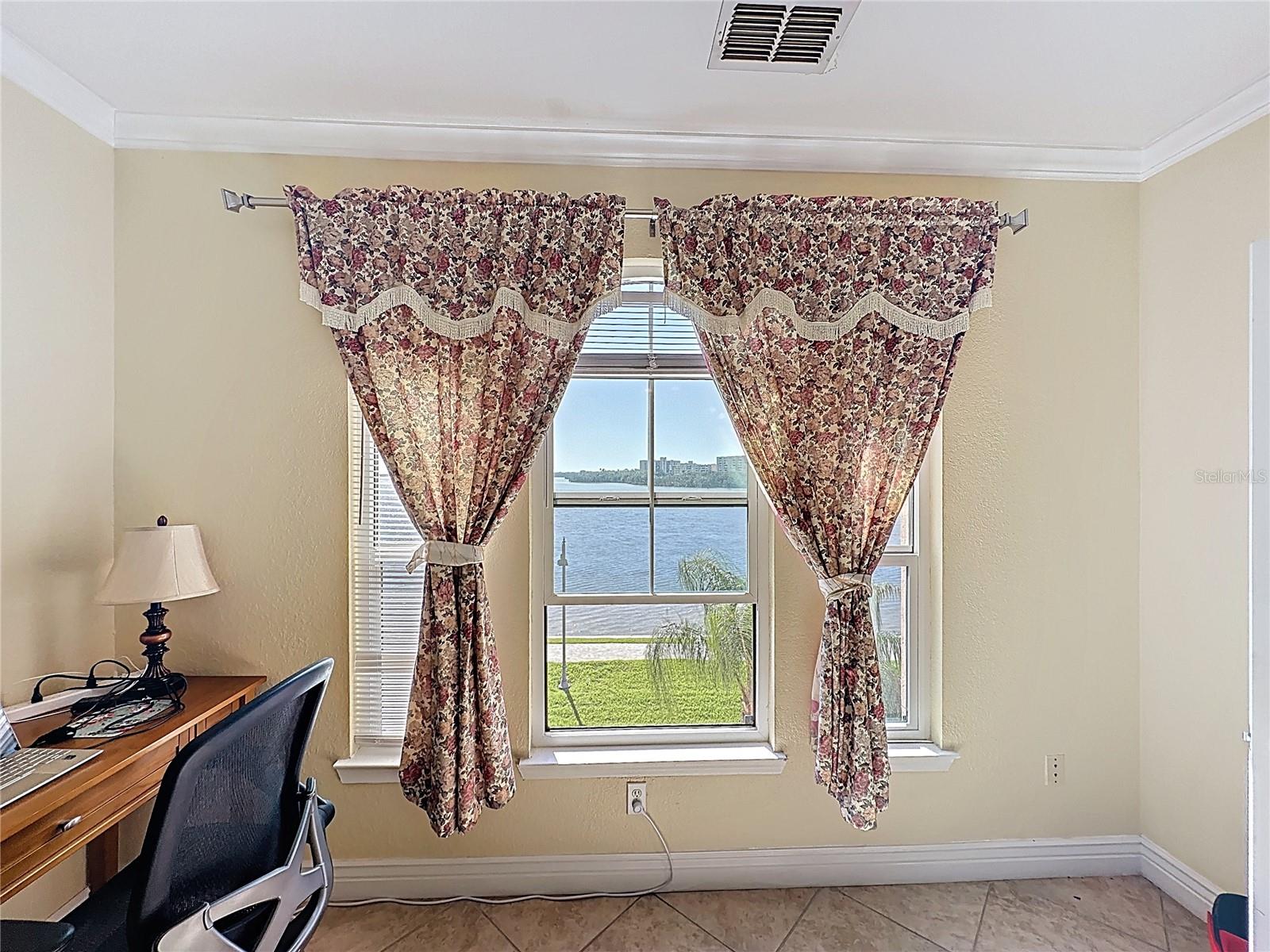 Image 14 of 52 For 2755 Via Capri  1237