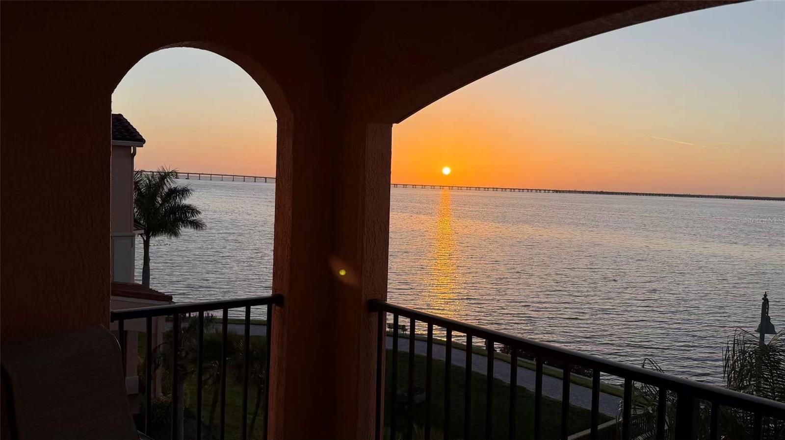 Image 31 of 52 For 2755 Via Capri  1237