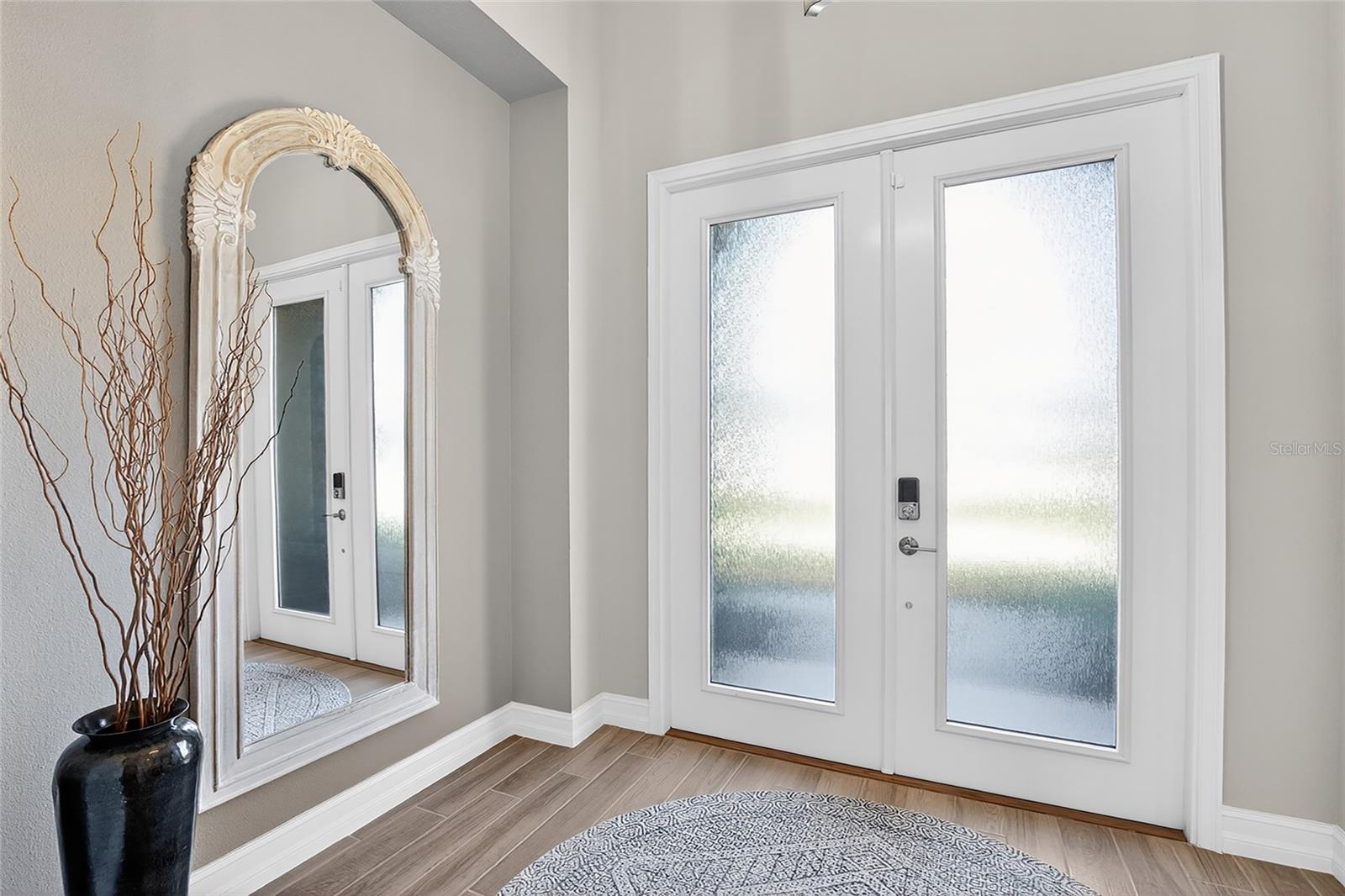 Image 10 of 81 For 17904 Linden Common Court