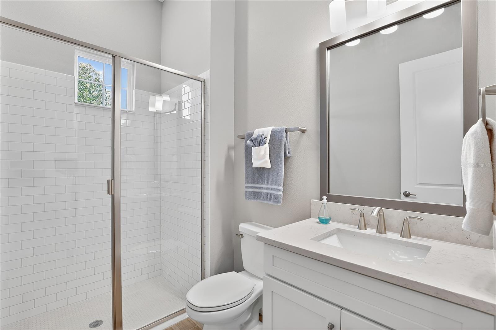 Image 15 of 81 For 17904 Linden Common Court