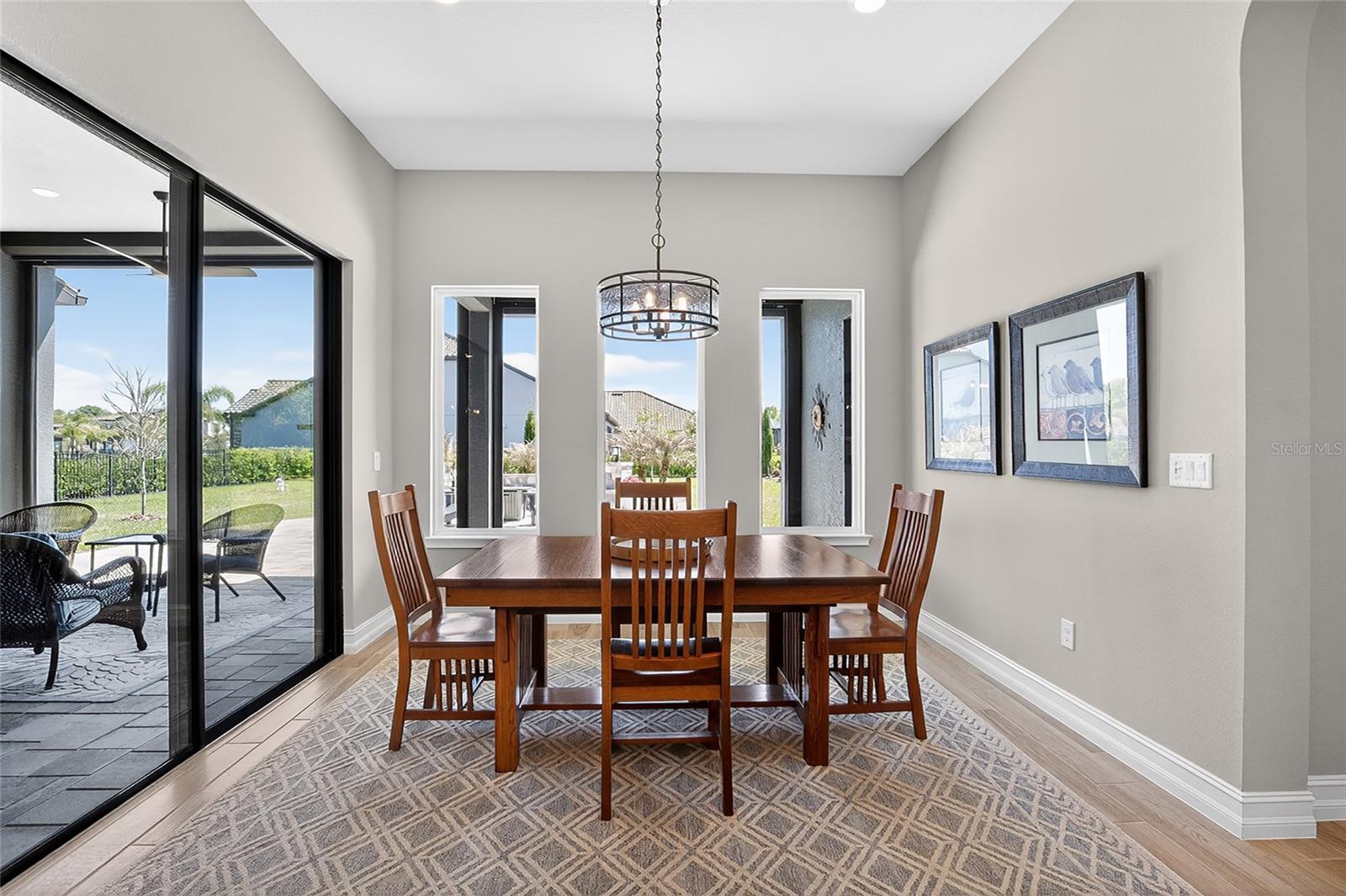 Image 22 of 81 For 17904 Linden Common Court