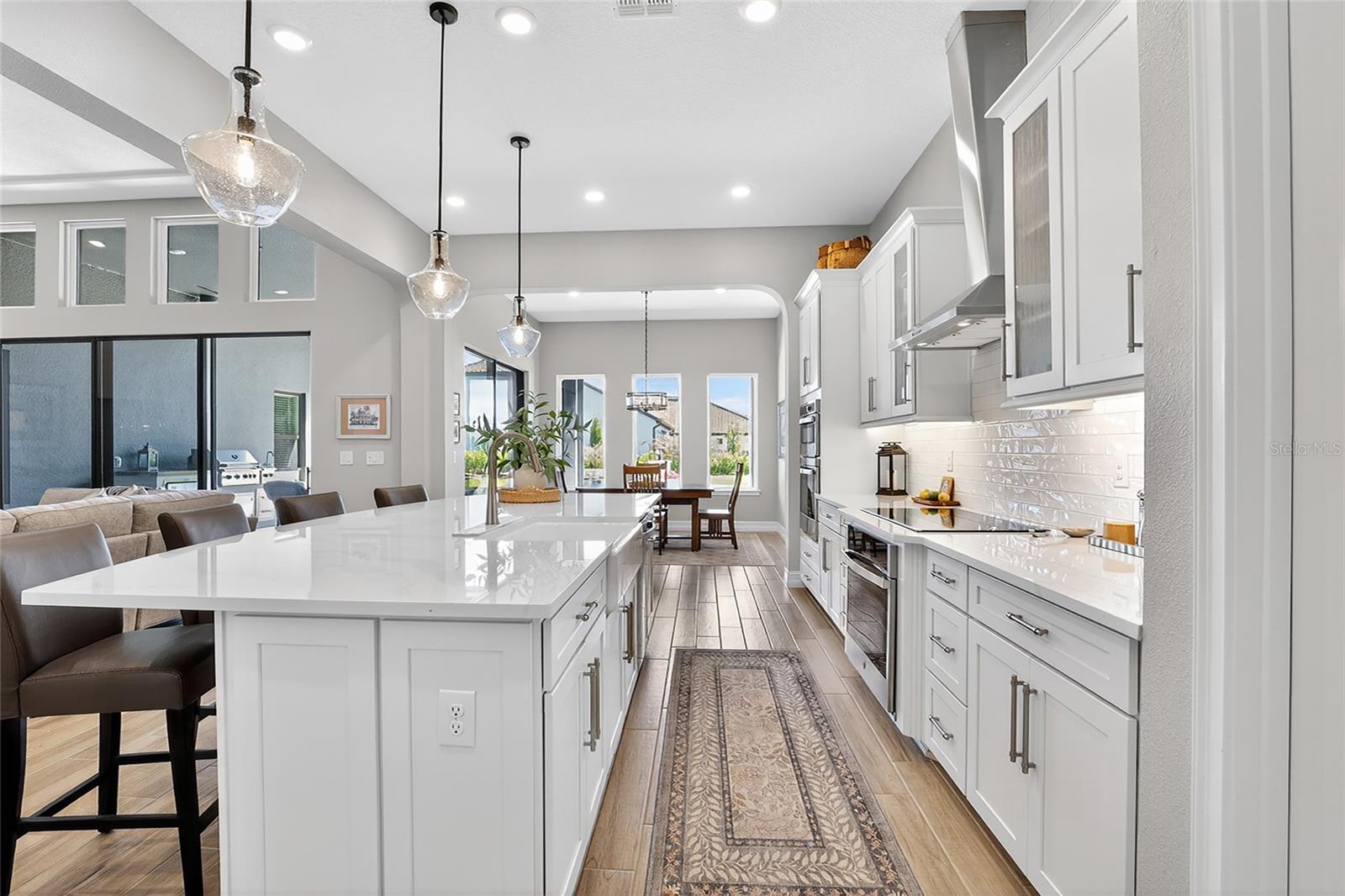 Image 27 of 81 For 17904 Linden Common Court