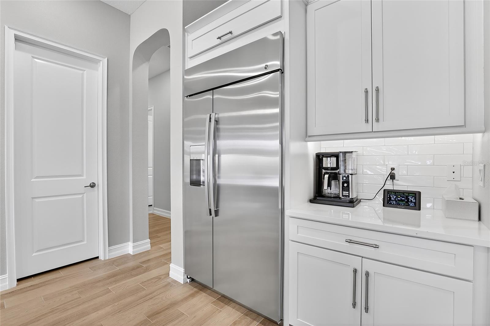 Image 28 of 81 For 17904 Linden Common Court