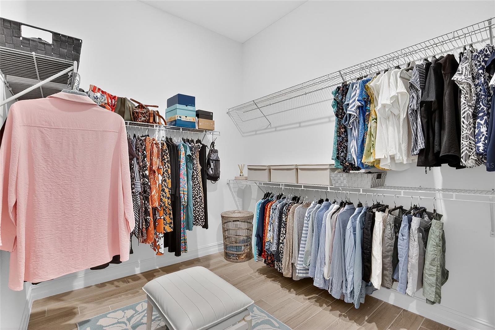 Image 38 of 81 For 17904 Linden Common Court