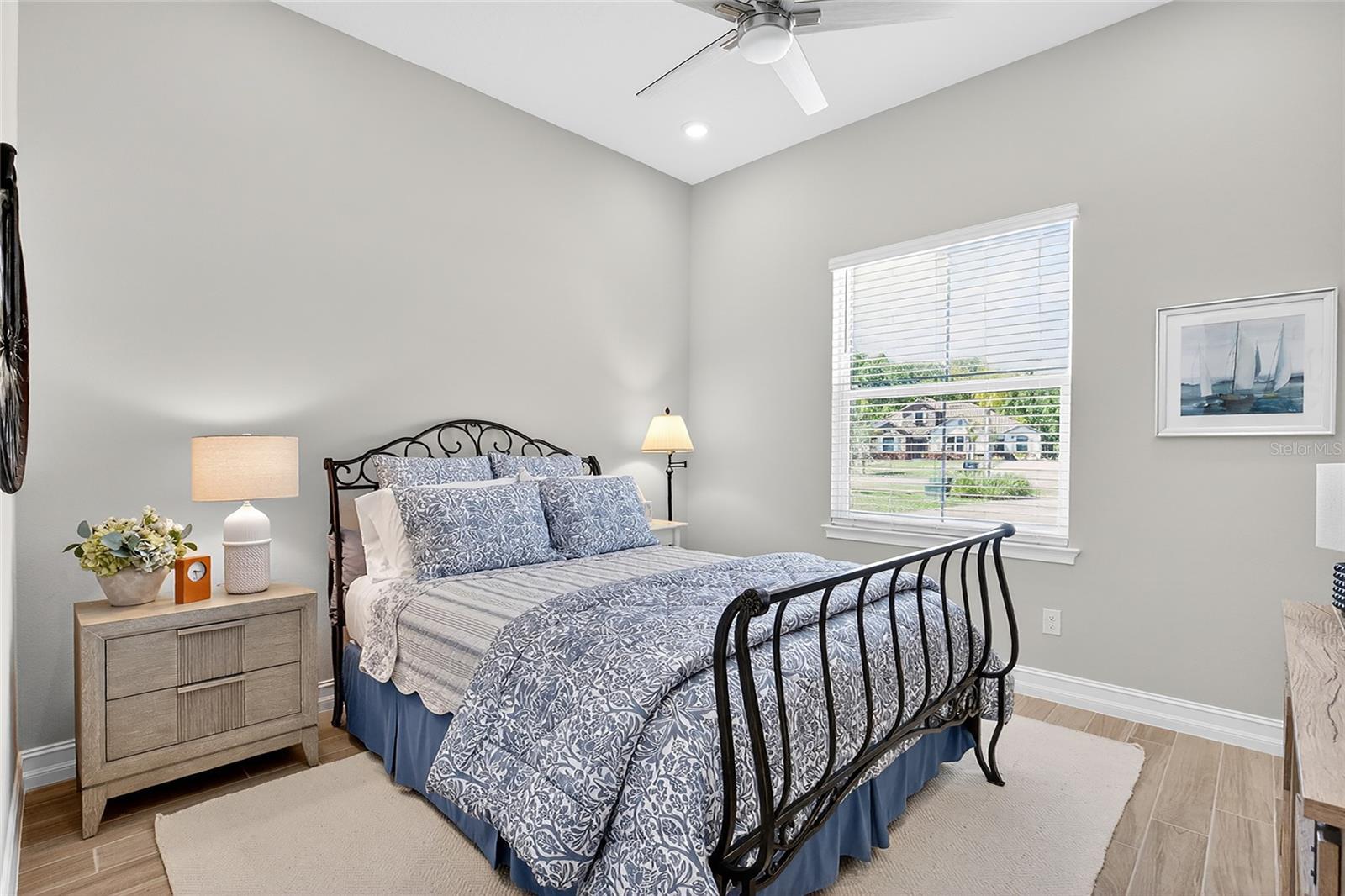 Image 50 of 81 For 17904 Linden Common Court