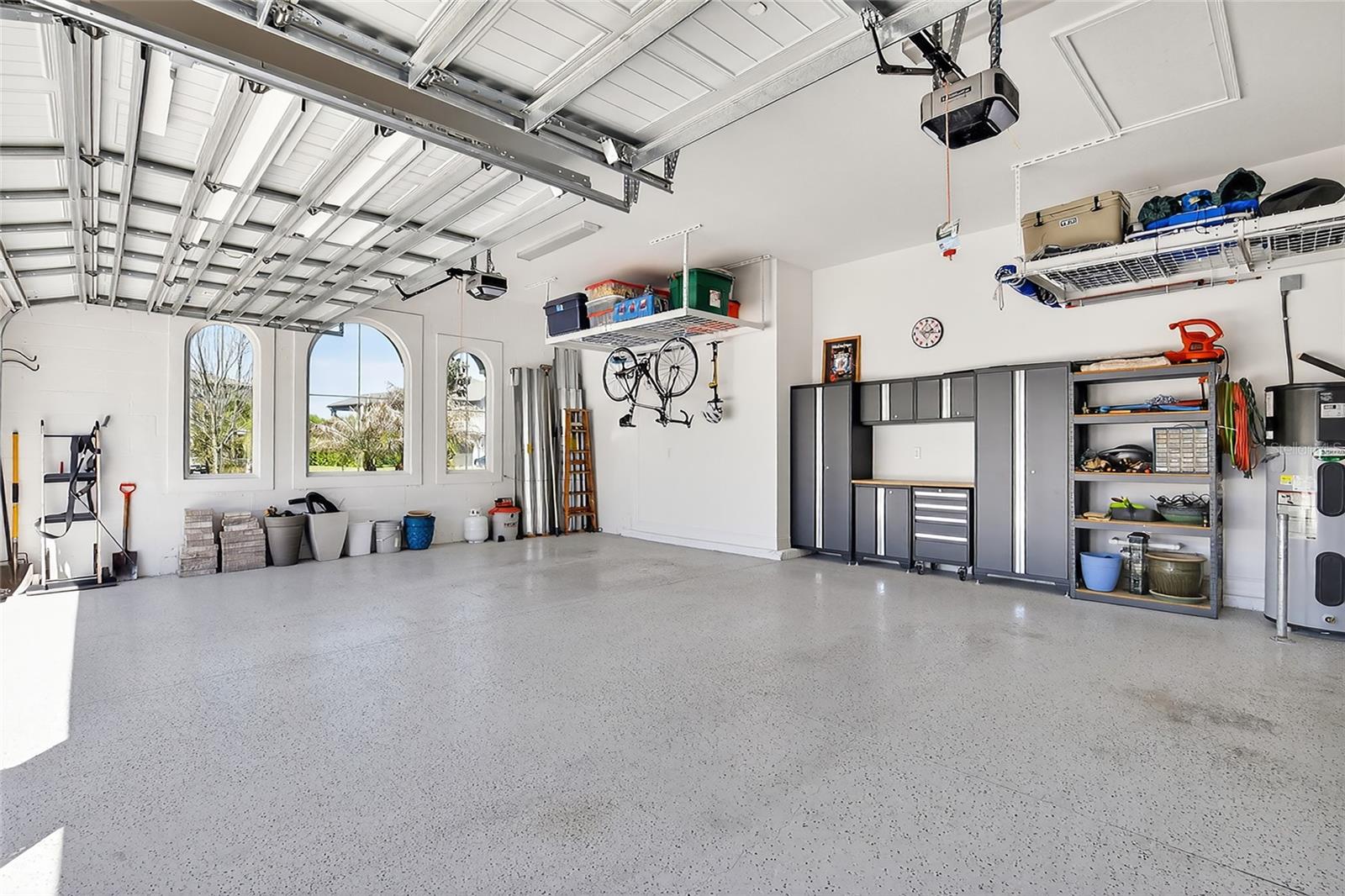 Image 56 of 81 For 17904 Linden Common Court