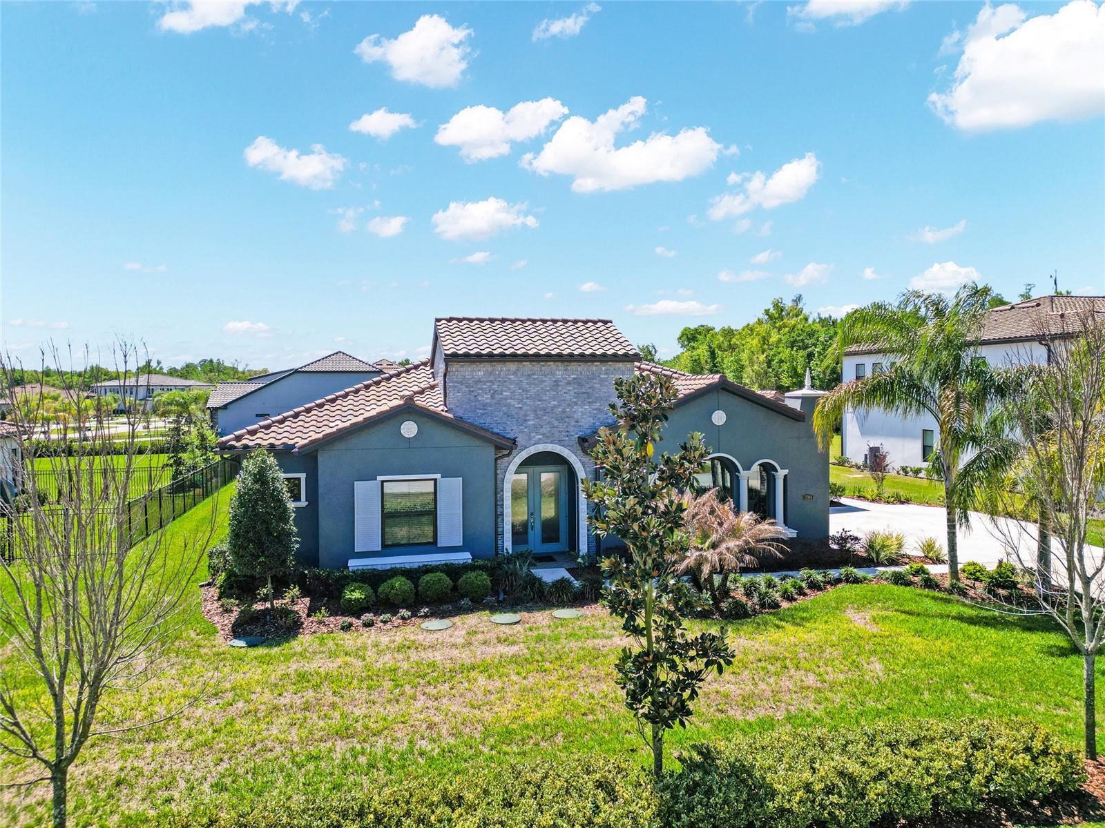 Image 9 of 81 For 17904 Linden Common Court