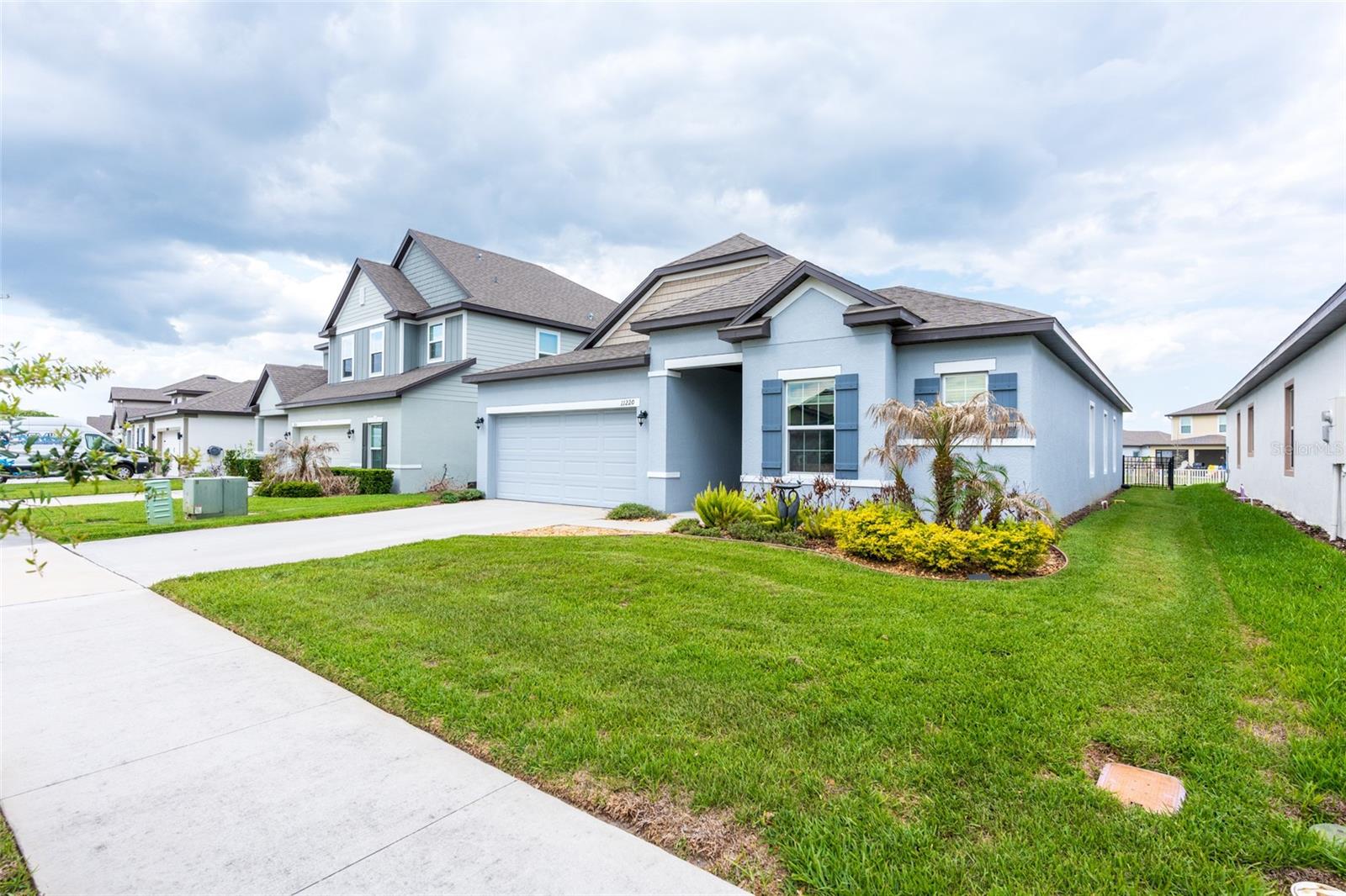 Image 7 of 87 For 11220 Bram Bay Court