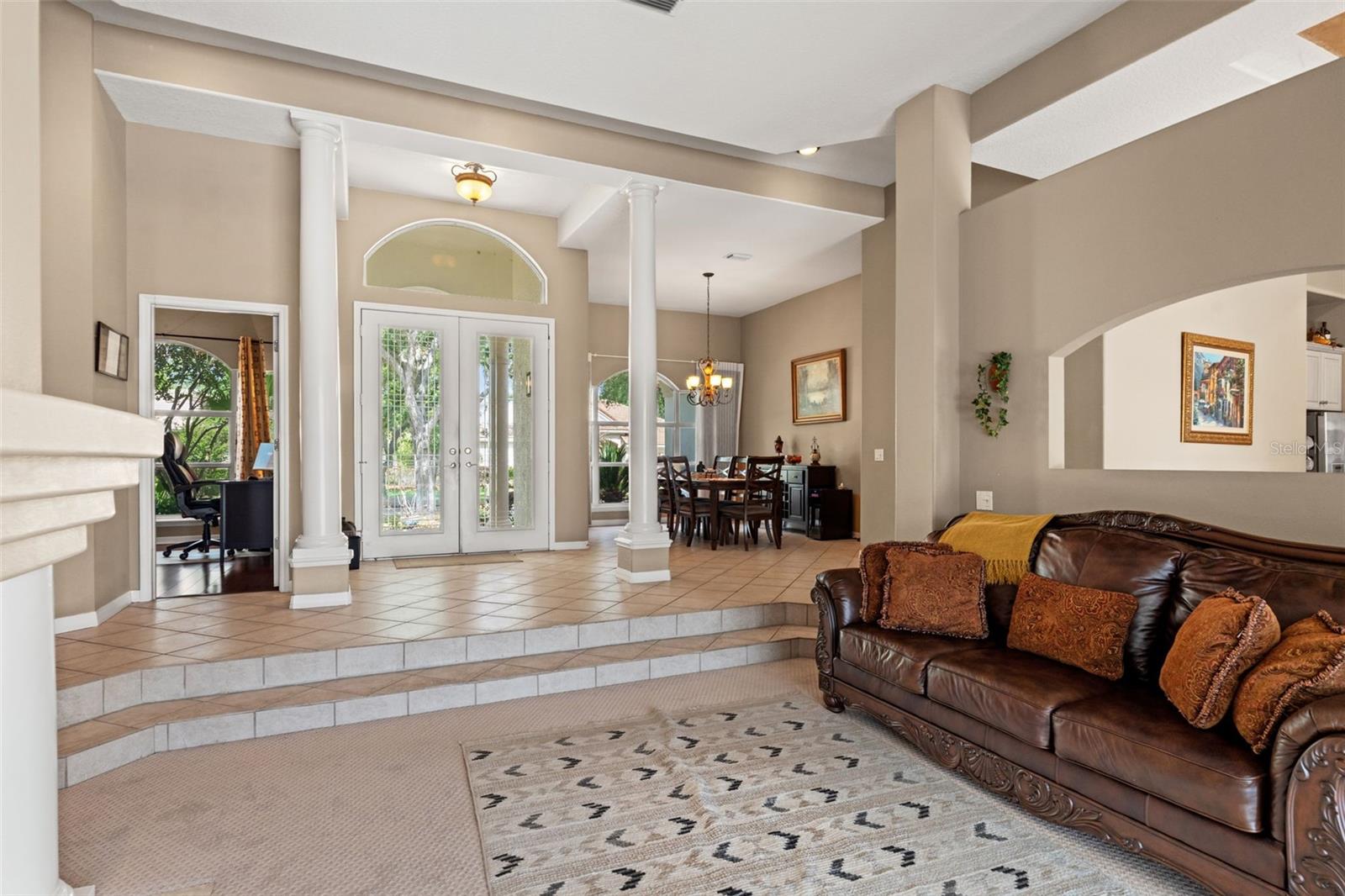 Image 12 of 73 For 17905 Arbor Greene Drive