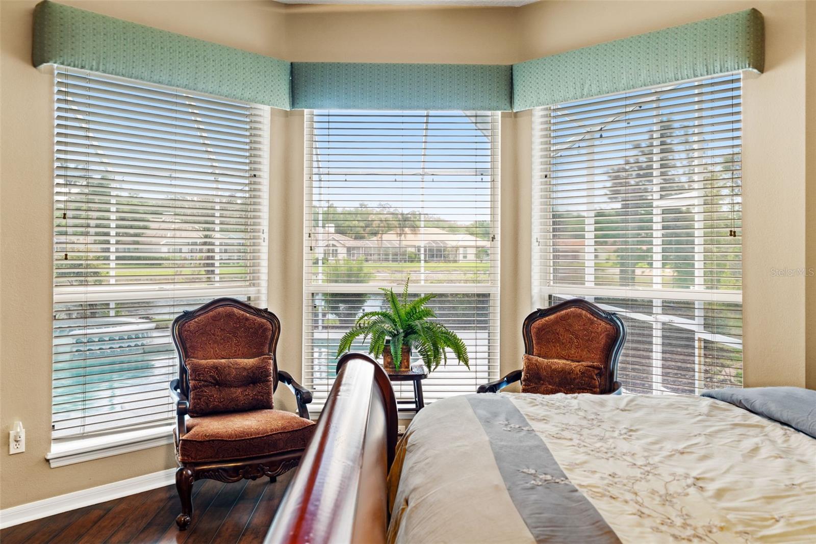 Image 22 of 73 For 17905 Arbor Greene Drive