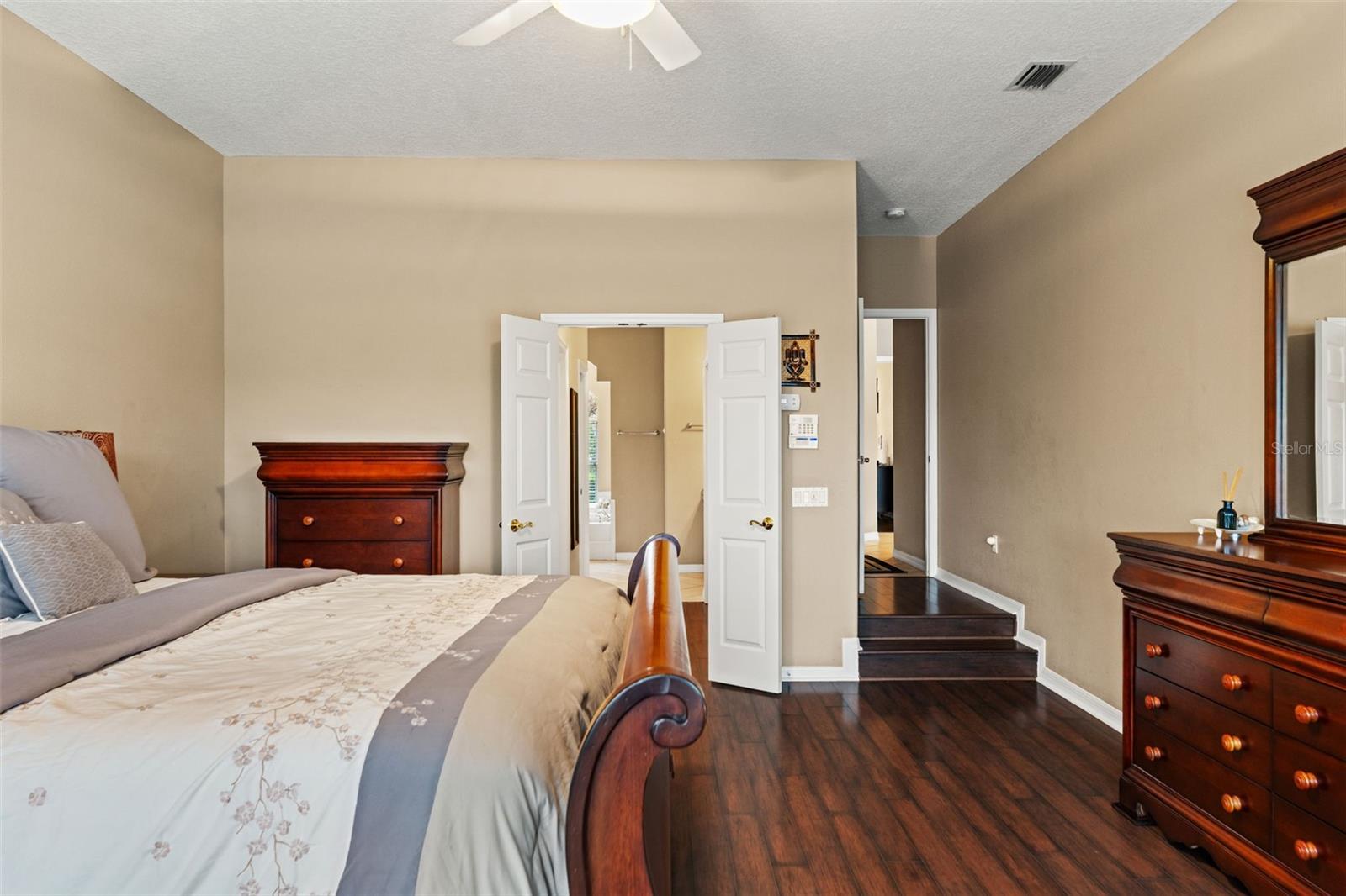 Image 23 of 73 For 17905 Arbor Greene Drive