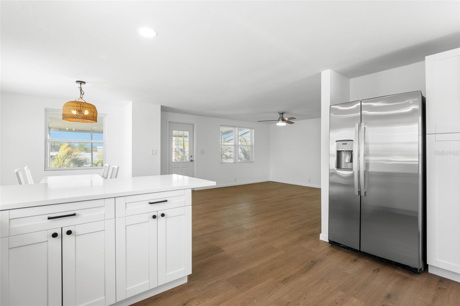 Image 6 of 27 For 7271 Mount Arlington Drive Ne 430