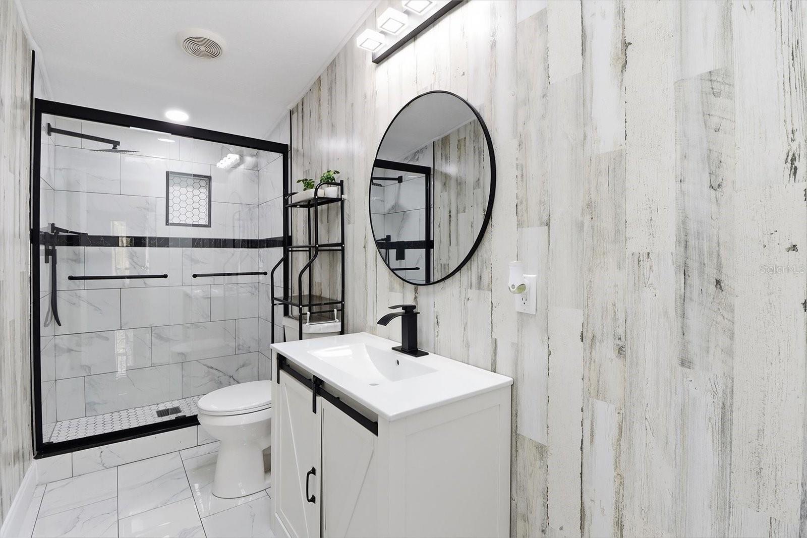 Image 25 of 39 For 6915 Arlington Place