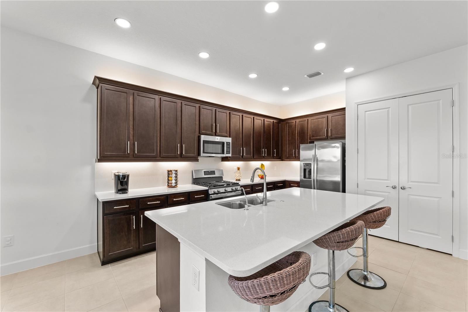 Image 13 of 73 For 32558 Tree Of Life Avenue