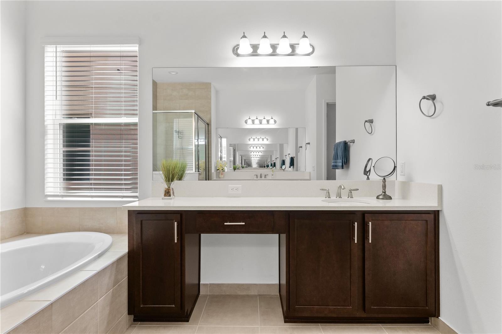 Image 18 of 73 For 32558 Tree Of Life Avenue