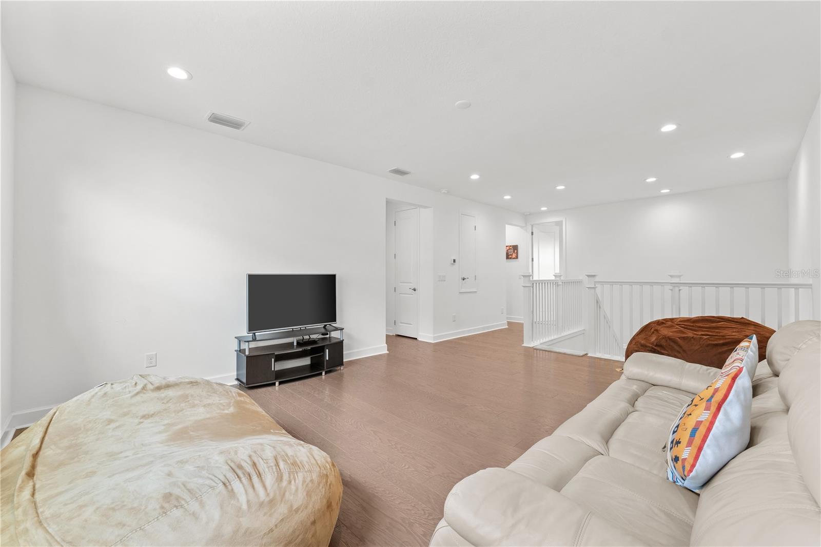 Image 32 of 73 For 32558 Tree Of Life Avenue