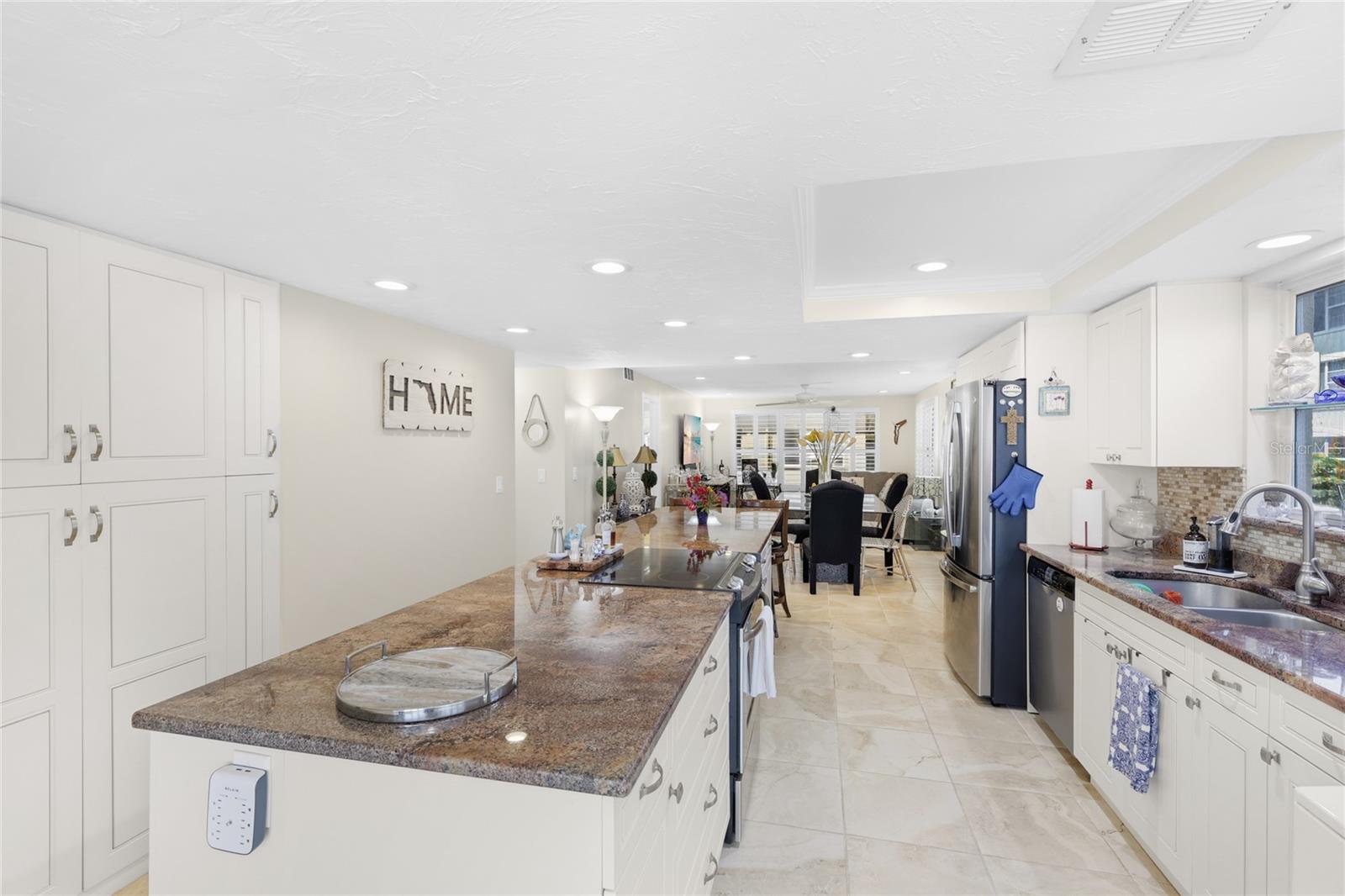 Image 10 of 24 For 3804 Gulf Of Mexico Drive B207