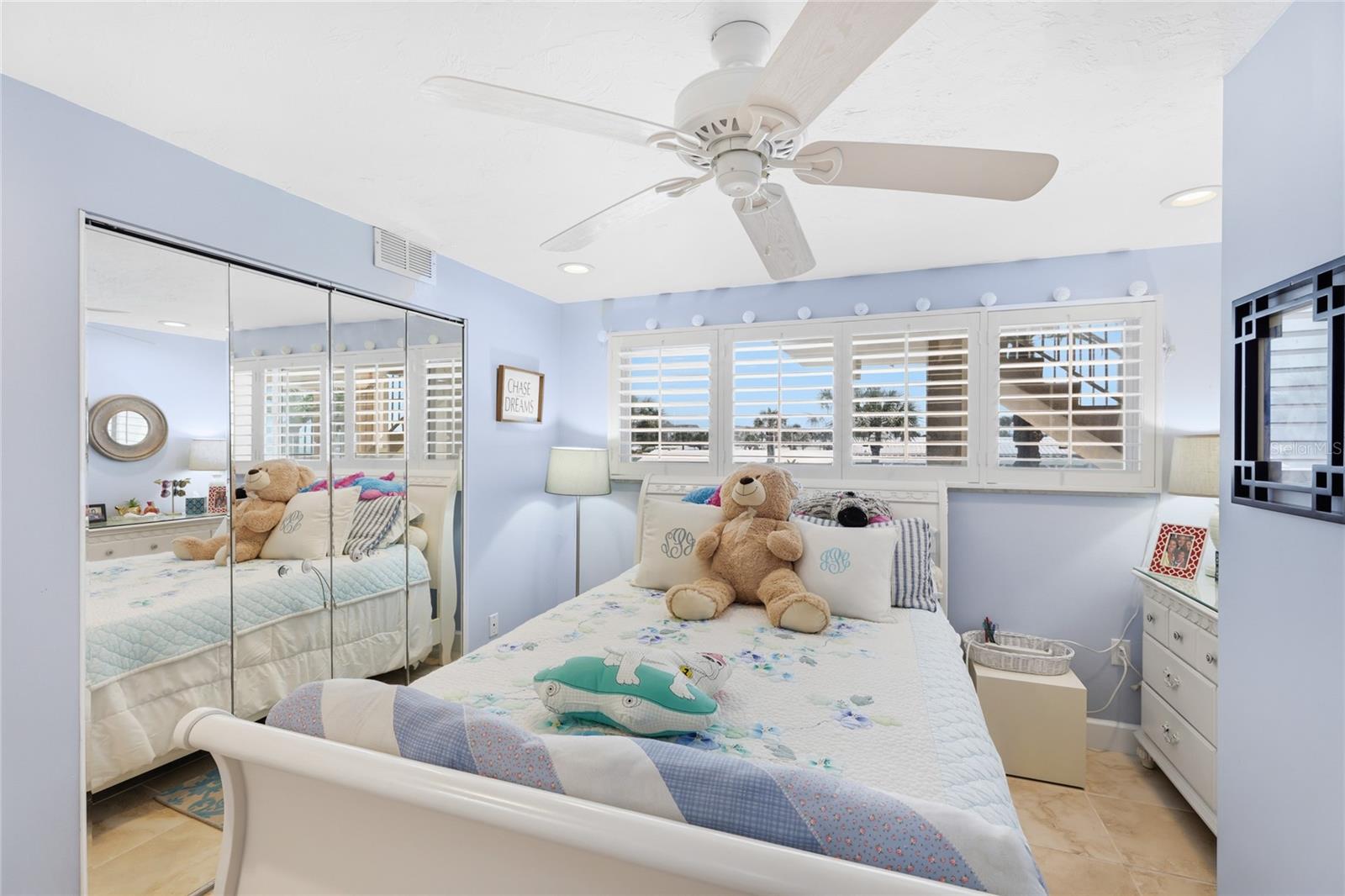 Image 6 of 24 For 3804 Gulf Of Mexico Drive B207