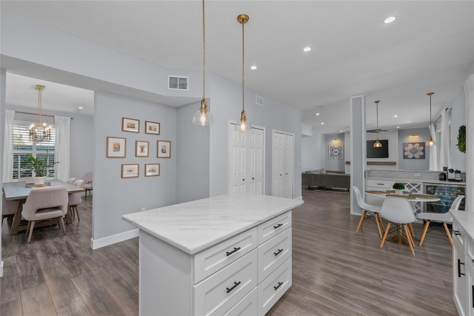 Listing photo id 8 for 16135 Lytham Drive