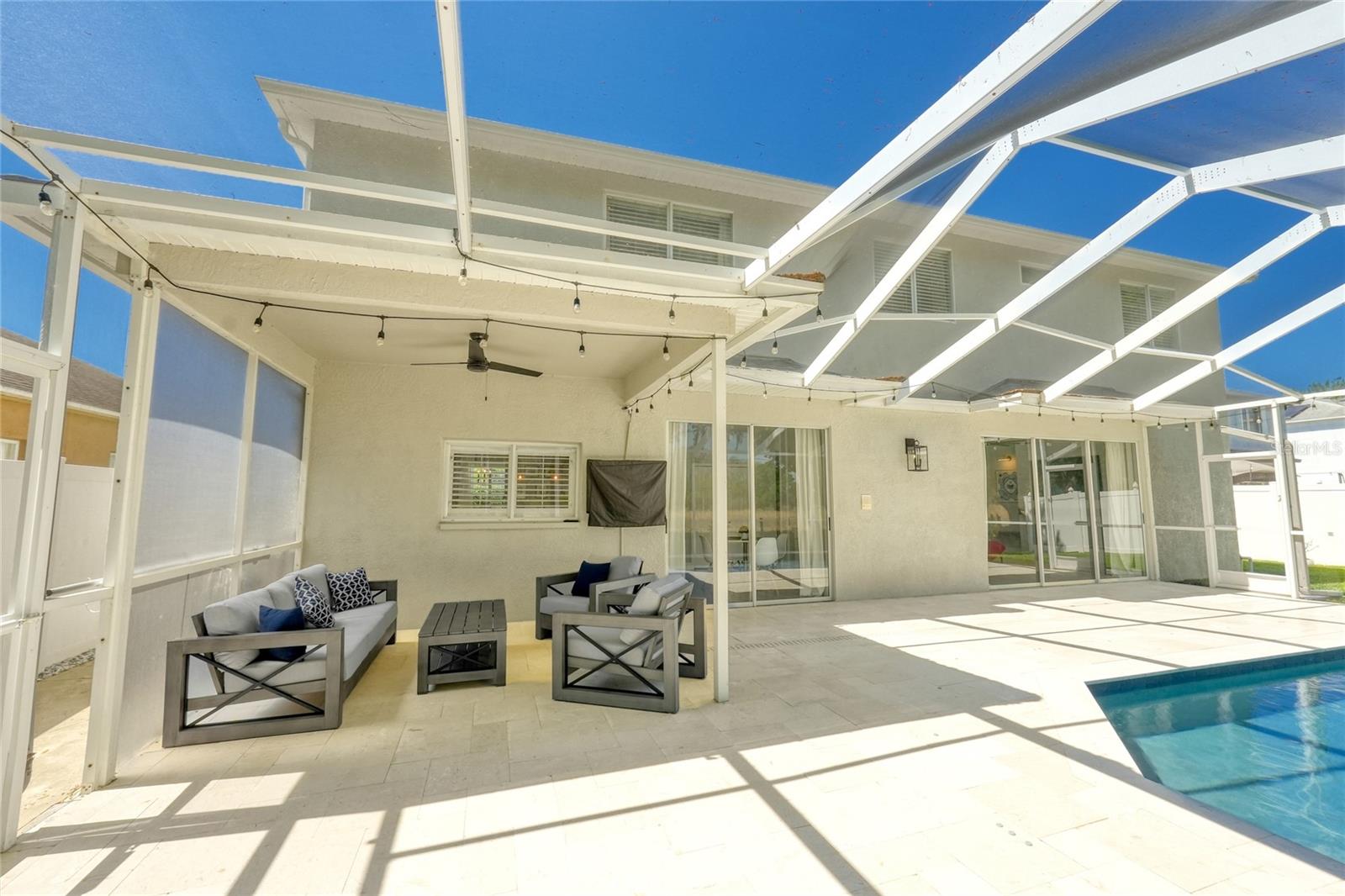 Listing photo id 13 for 16135 Lytham Drive