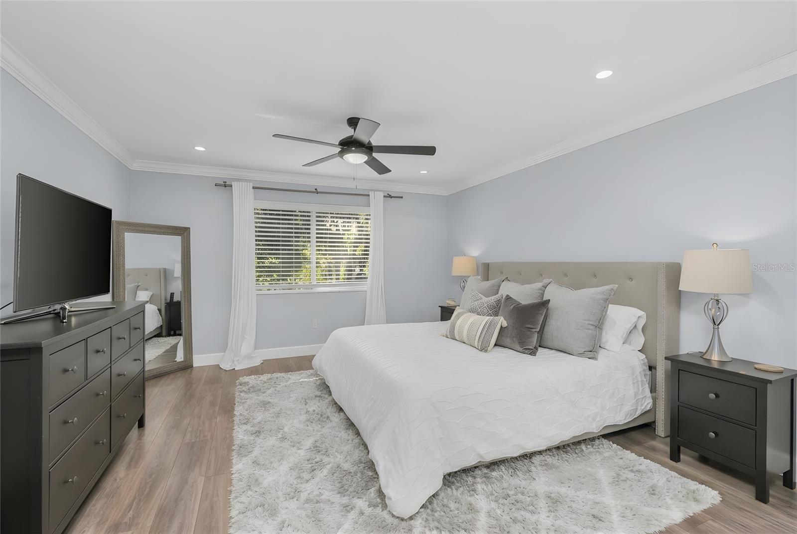 Listing photo id 25 for 16135 Lytham Drive