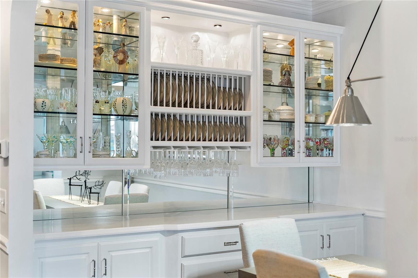 Image 15 of 58 For 830 Pinellas Bayway S