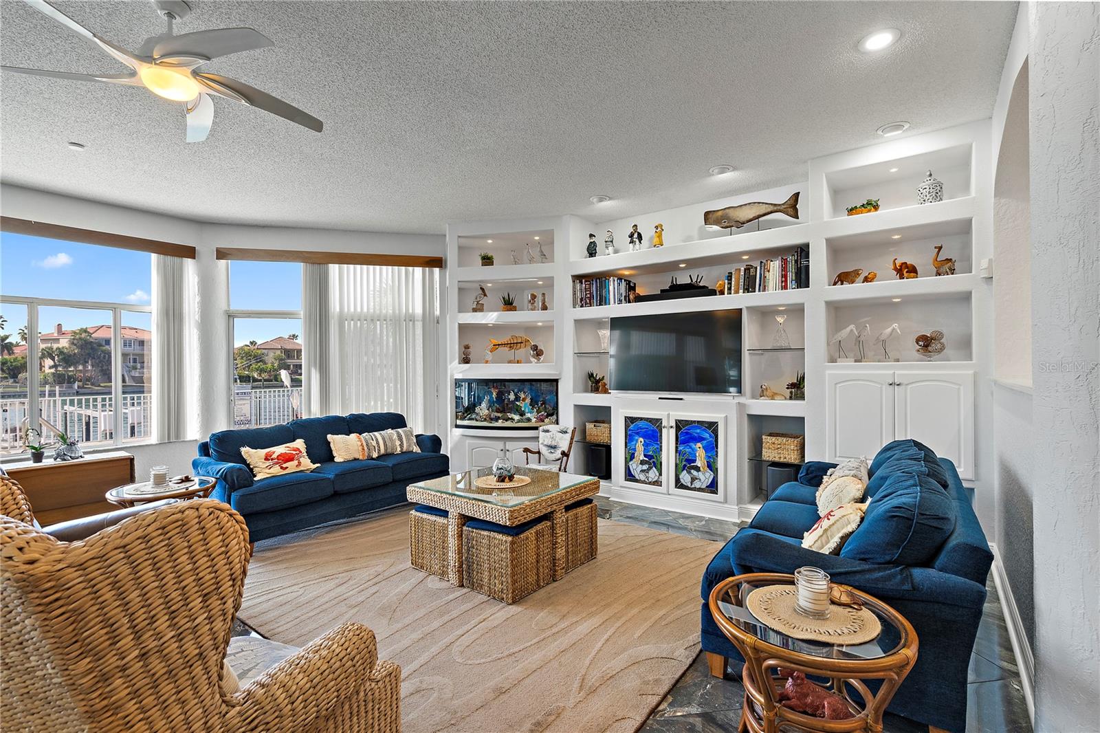 Image 19 of 58 For 830 Pinellas Bayway S