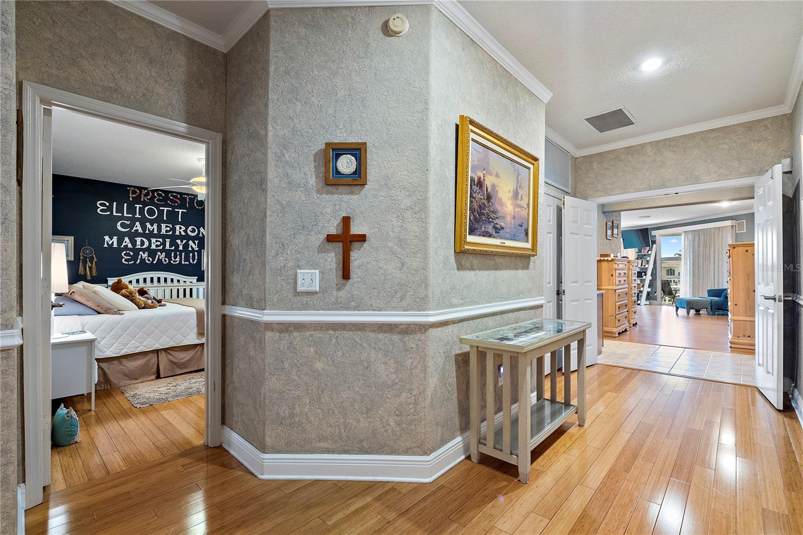 Image 35 of 58 For 830 Pinellas Bayway S