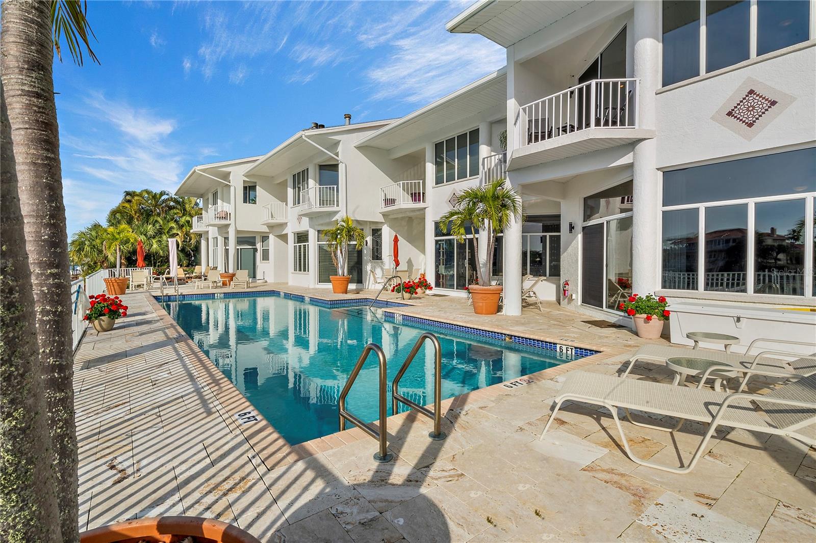 Image 45 of 58 For 830 Pinellas Bayway S