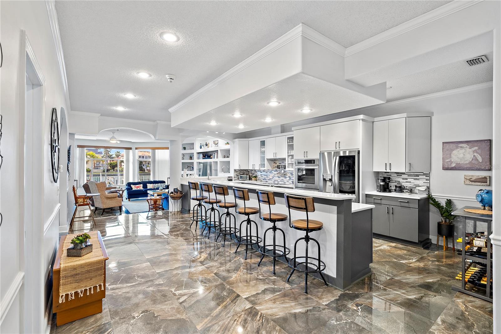 Image 8 of 58 For 830 Pinellas Bayway S