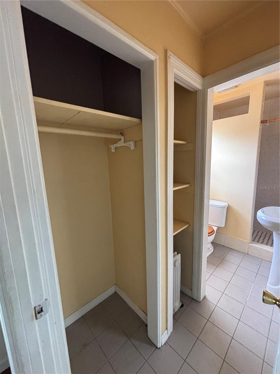 Image 10 of 16 For 1217 Carolyn Lane B