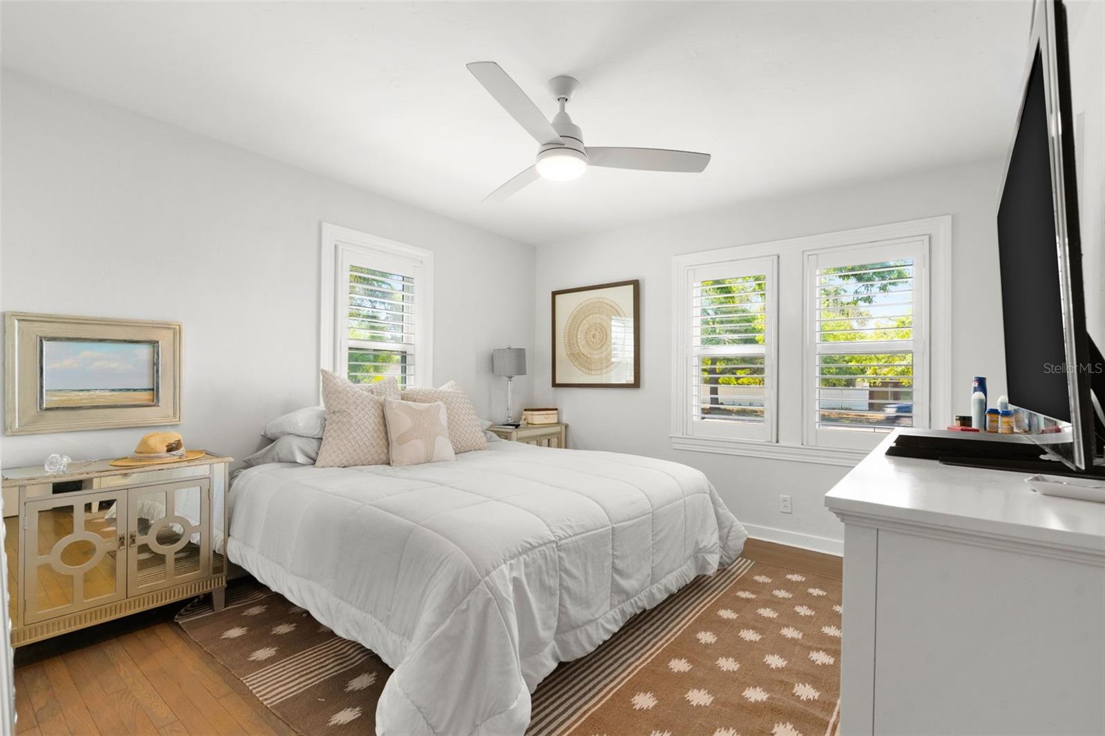 Image 12 of 15 For 4073 9th Avenue N