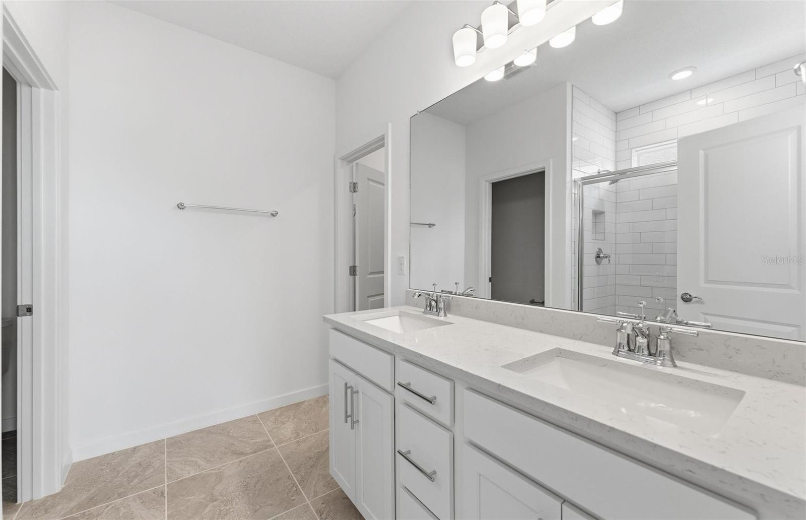 Image 10 of 32 For 9828 Crescent Moon Drive