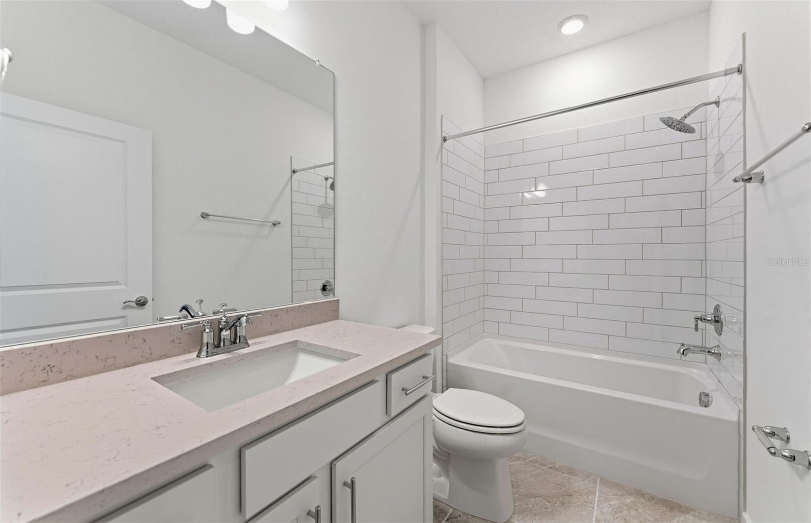 Image 13 of 32 For 9828 Crescent Moon Drive