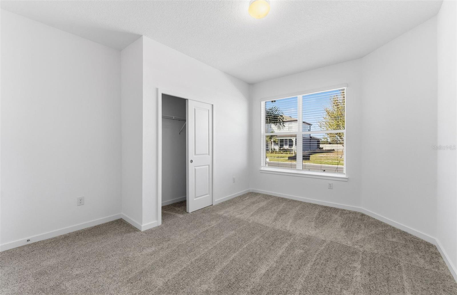 Image 14 of 32 For 9828 Crescent Moon Drive