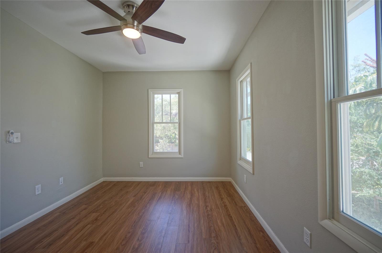 Image 7 of 11 For 1901 Bristol Avenue A