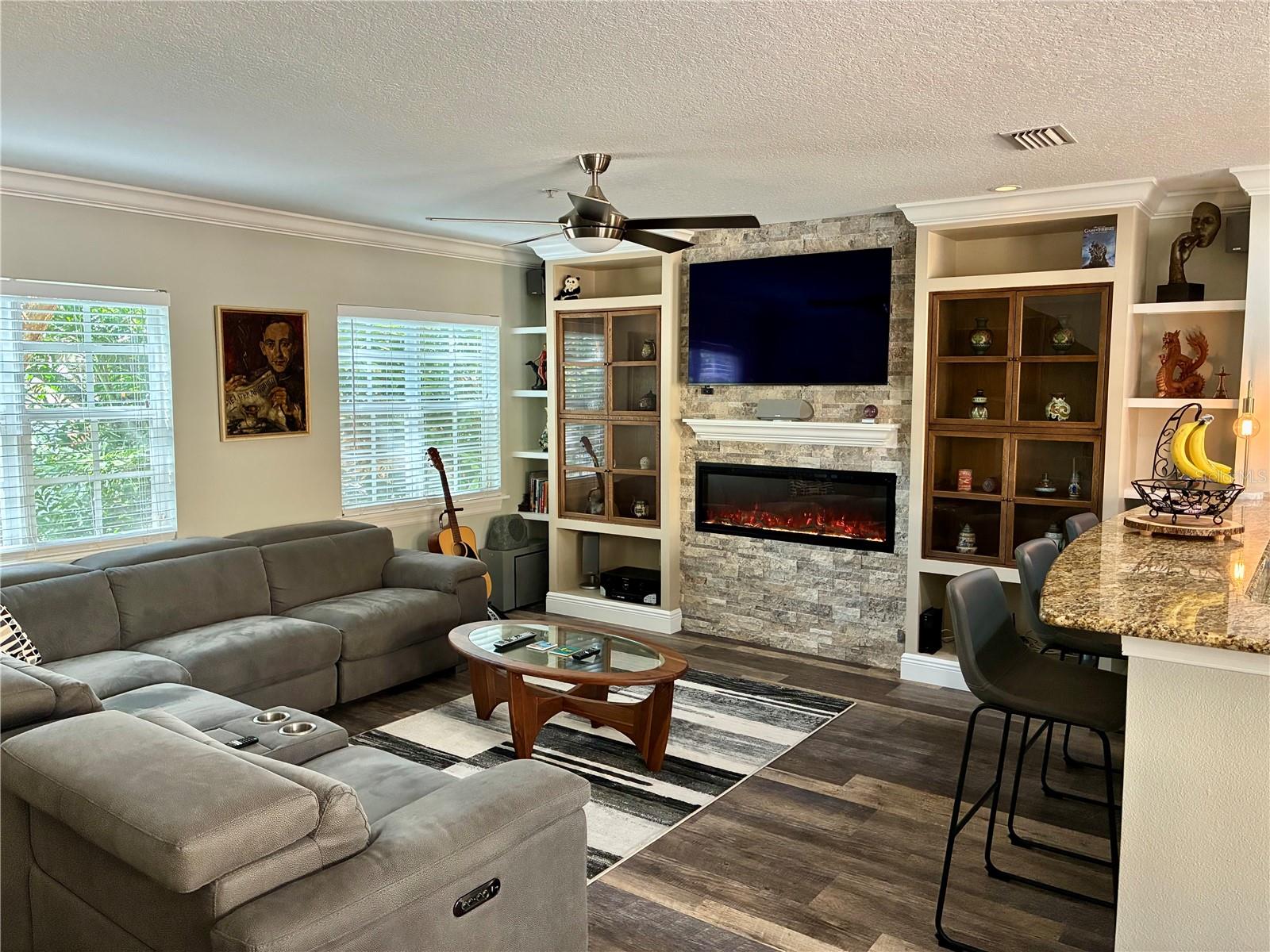 Image 5 of 35 For 3316 Las Campos Place