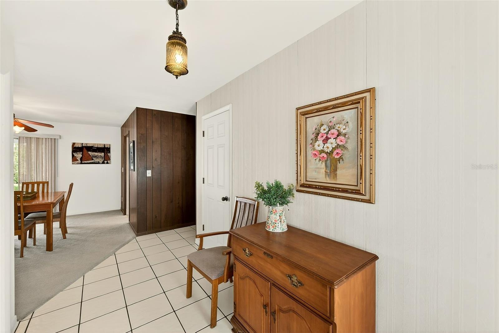 Image 10 of 51 For 14901 Sovereign Drive