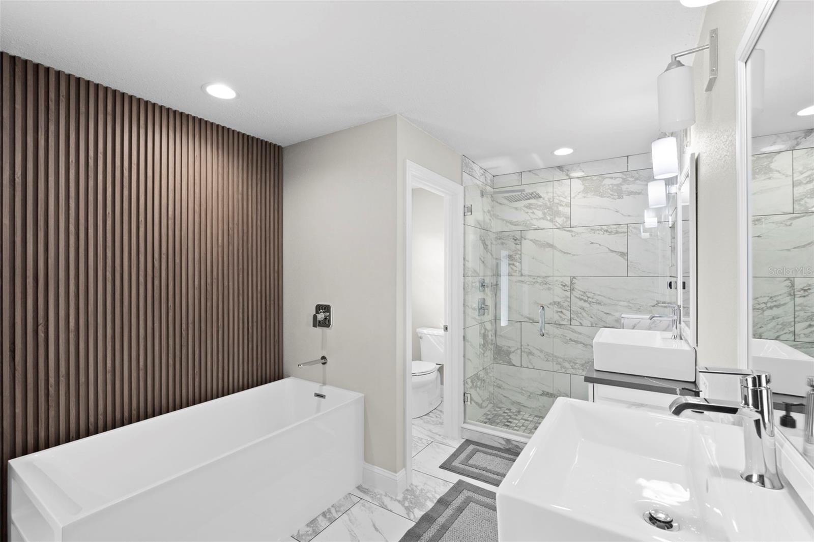 Listing photo id 18 for 10525 Homestead Drive