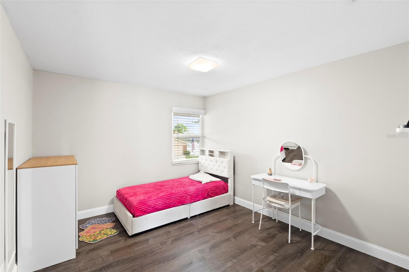 Listing photo id 22 for 10525 Homestead Drive