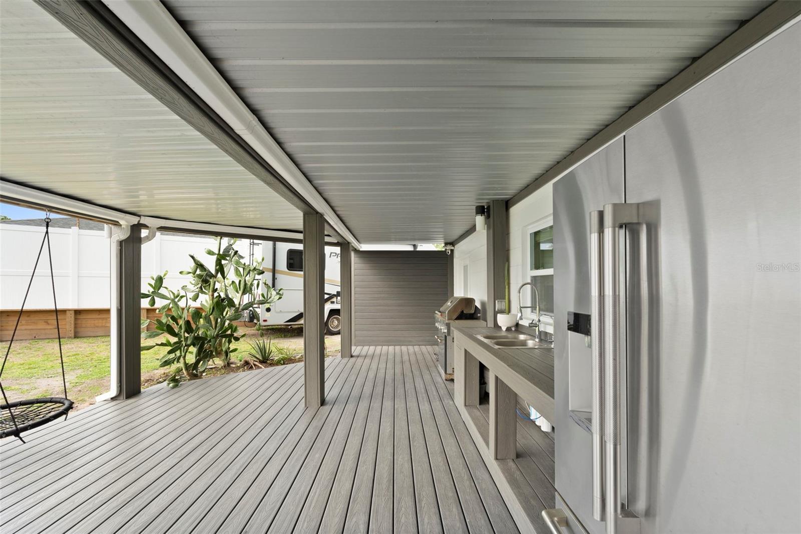 Listing photo id 33 for 10525 Homestead Drive