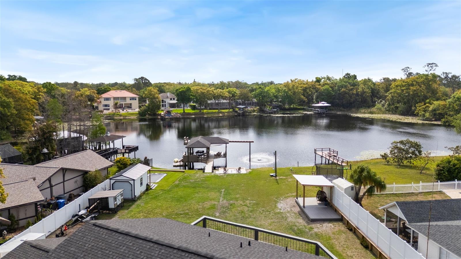 Listing photo id 45 for 10525 Homestead Drive