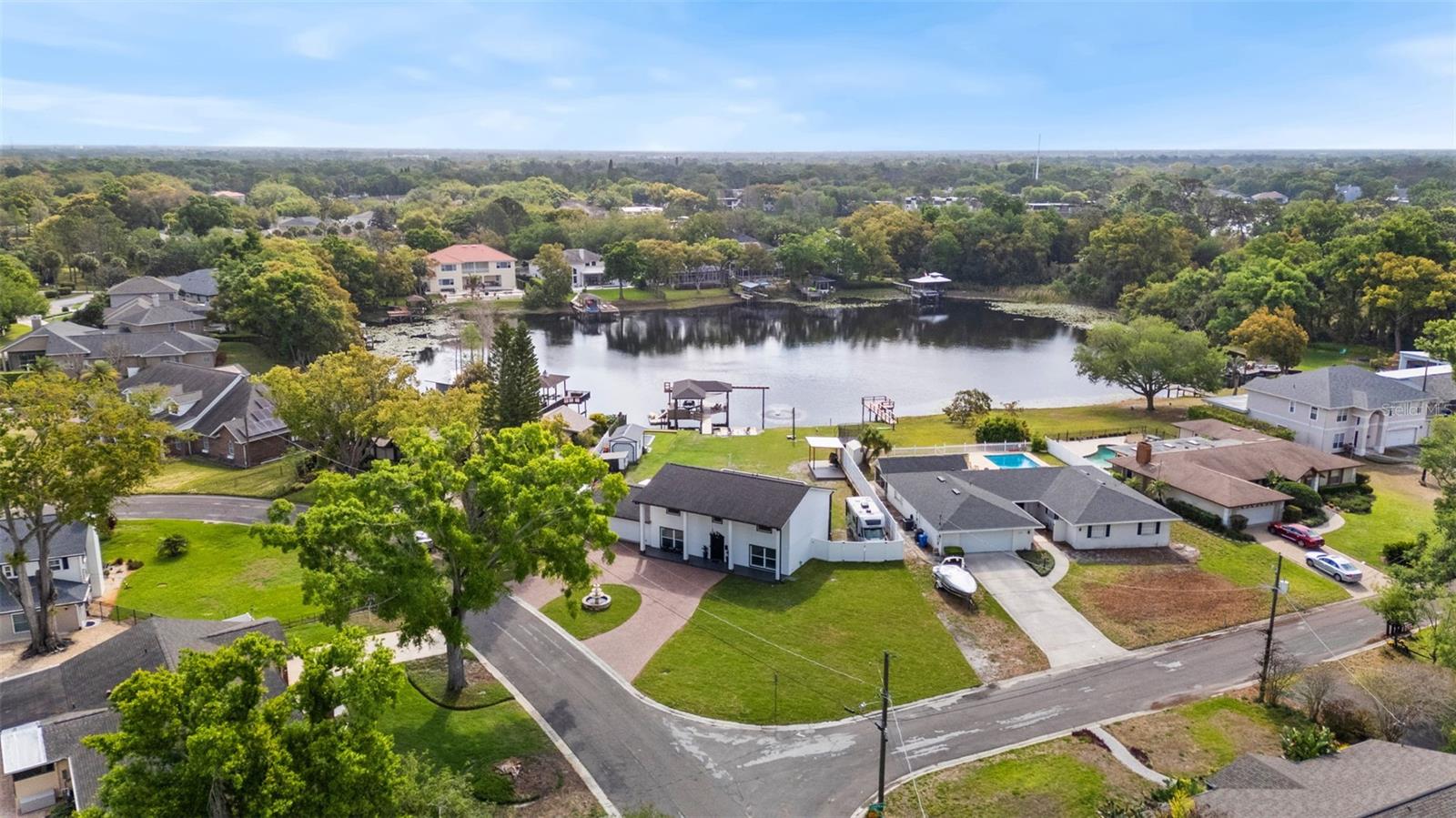 Listing photo id 48 for 10525 Homestead Drive