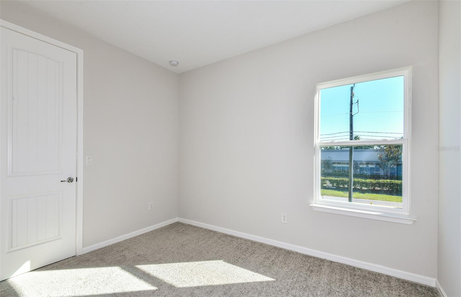 Image 13 of 29 For 9751 Crescent Moon Drive