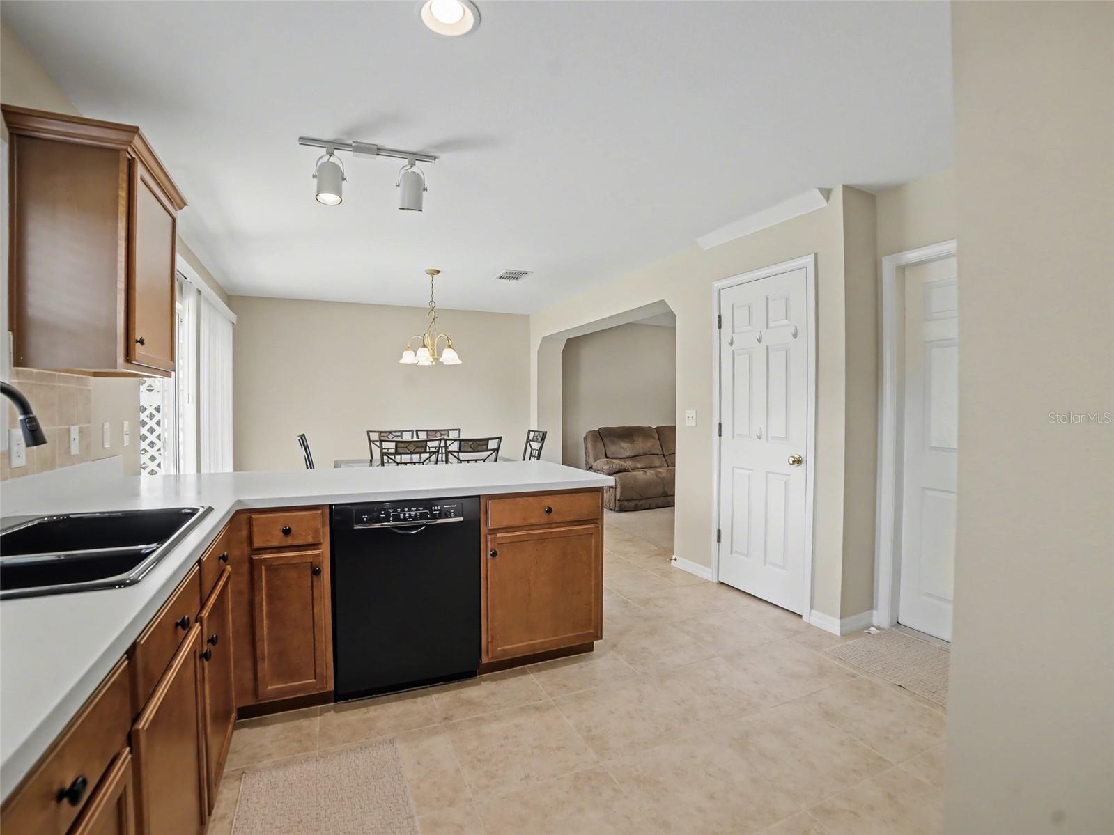 Image 9 of 24 For 2907 Bear Oak Drive